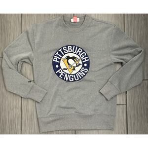 Mitchell & Ness Men’s Pittsburgh Penguins Snow Washed Fleece Sweatshirt Small